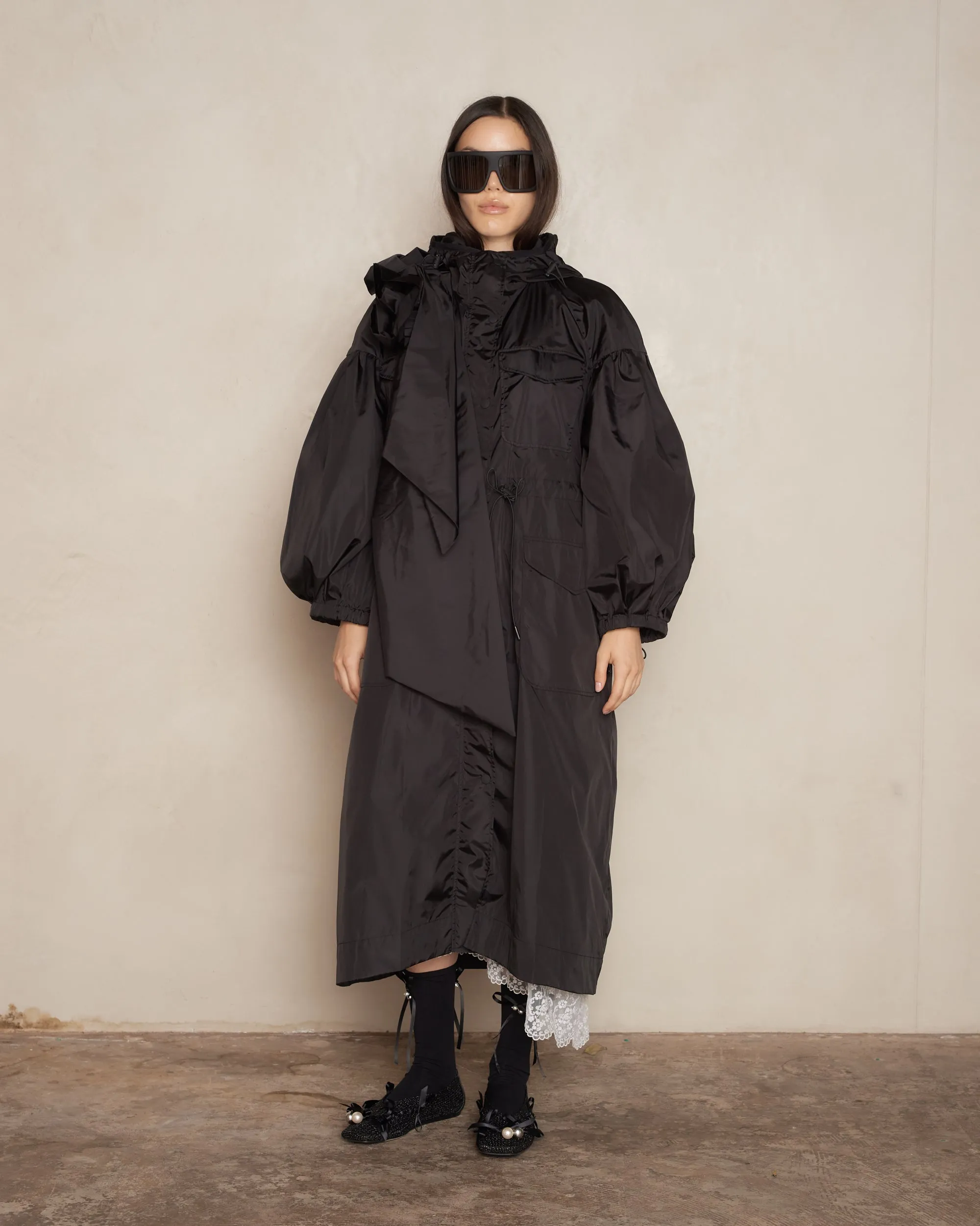 Black Puff Sleeve Pressed Rose Pocket Parka