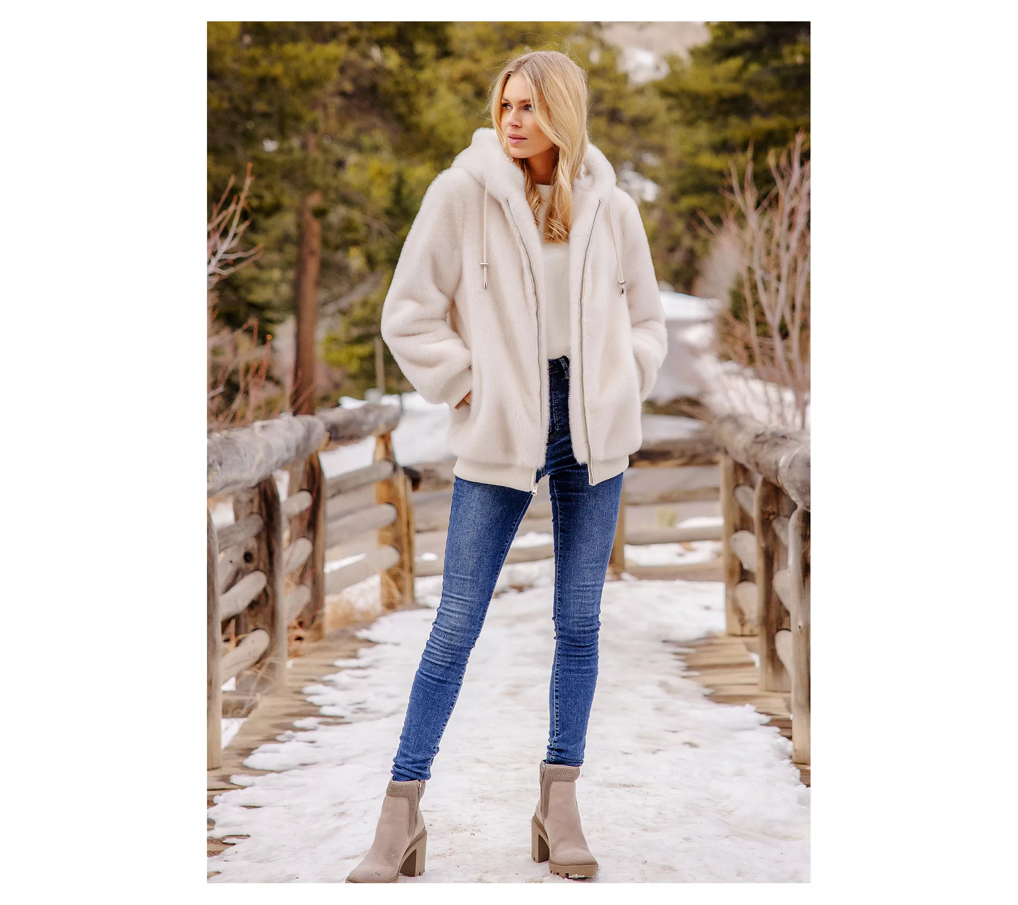 Donna Salyers Fabulous Furs Ski Club HoodedFaux Fur Parka