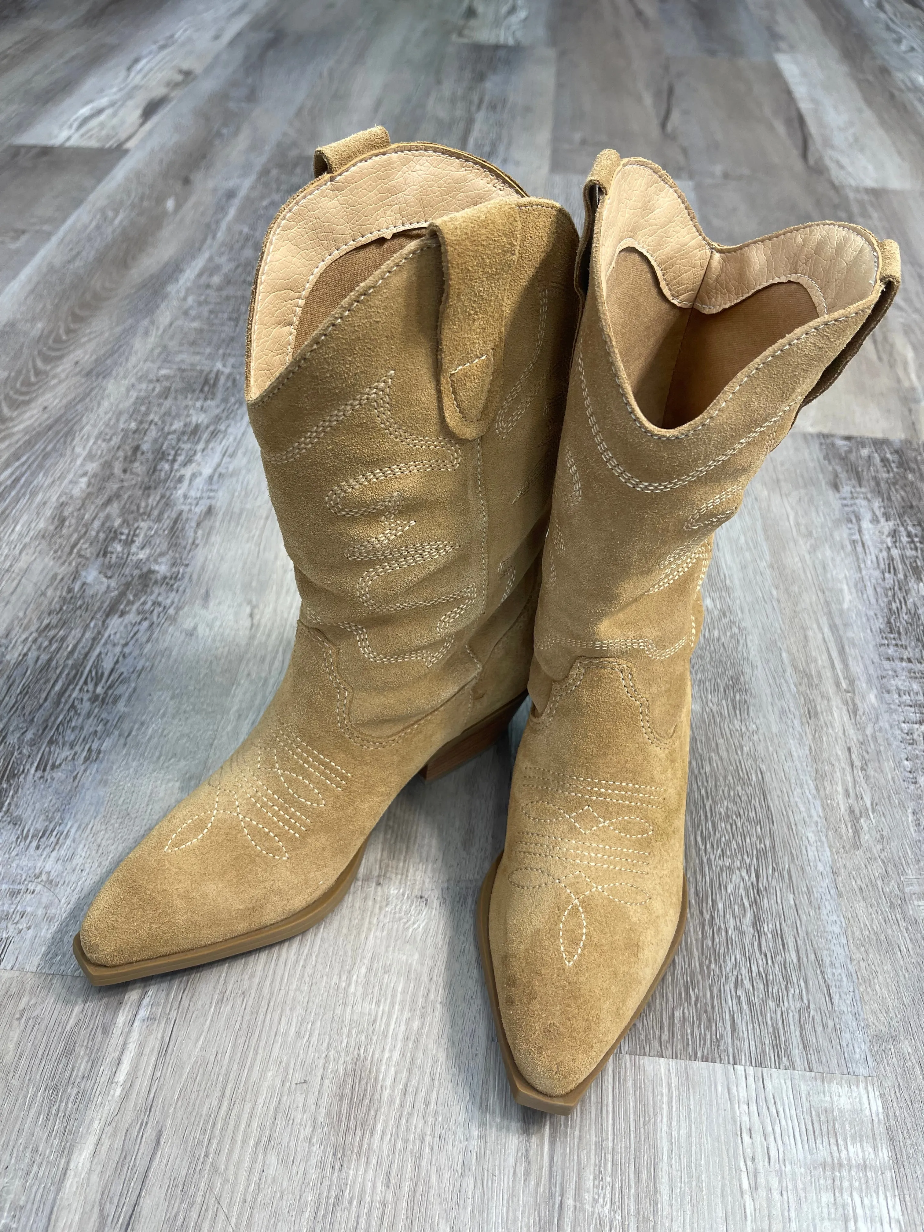 Genuine Leather Tan Botero Boots