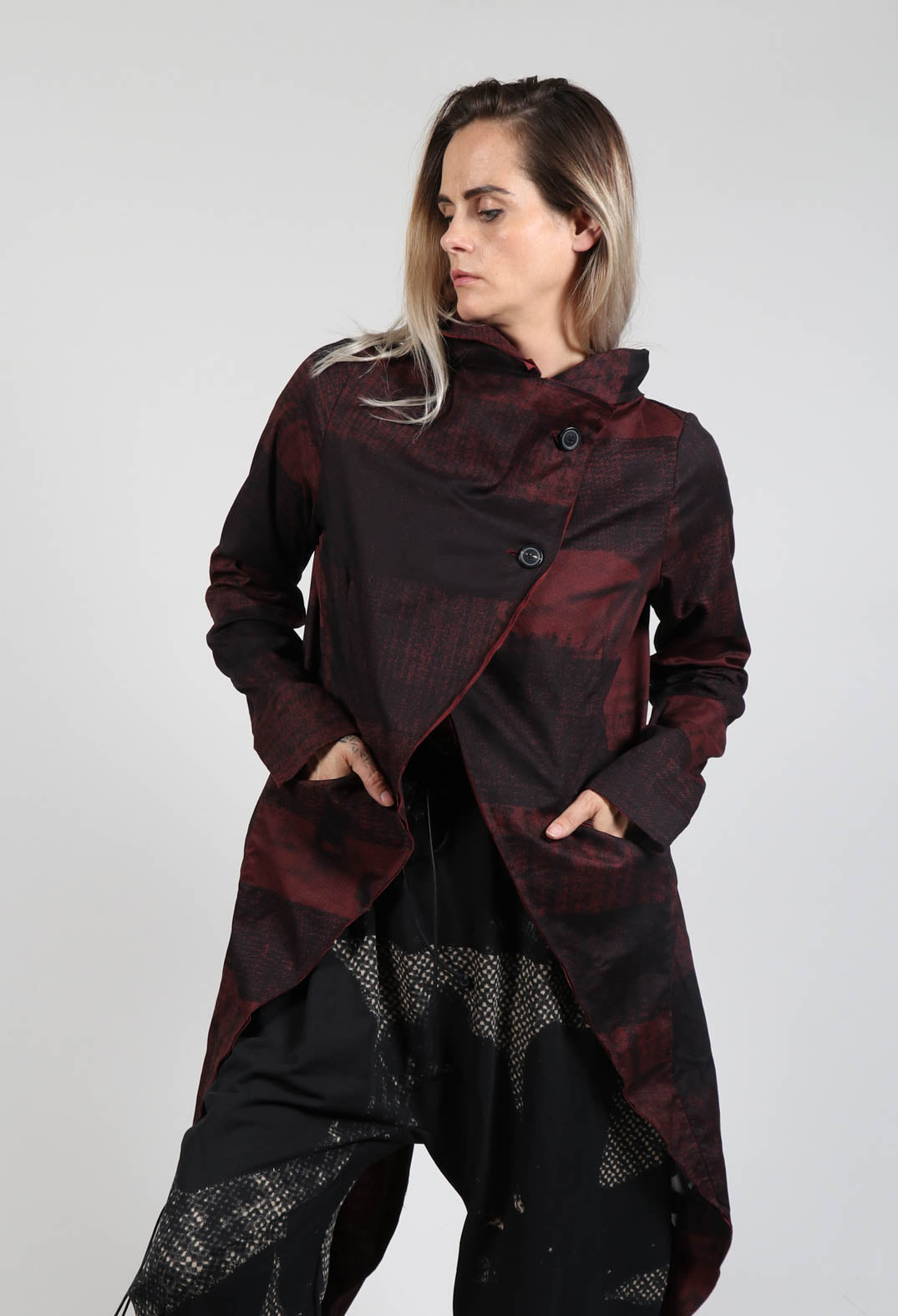 High Split Coat in Rust Print