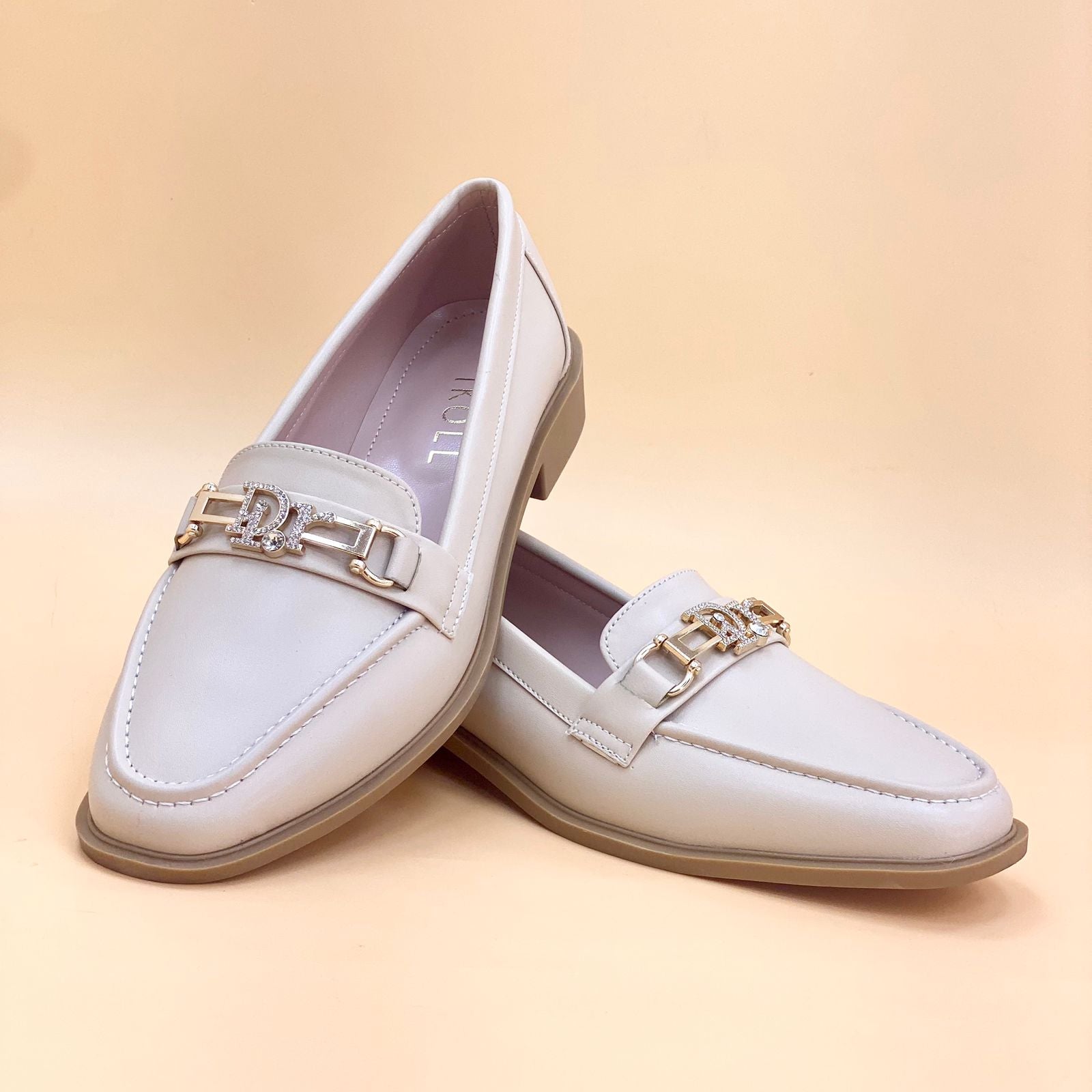 NEW , WOMEN SHOES W160