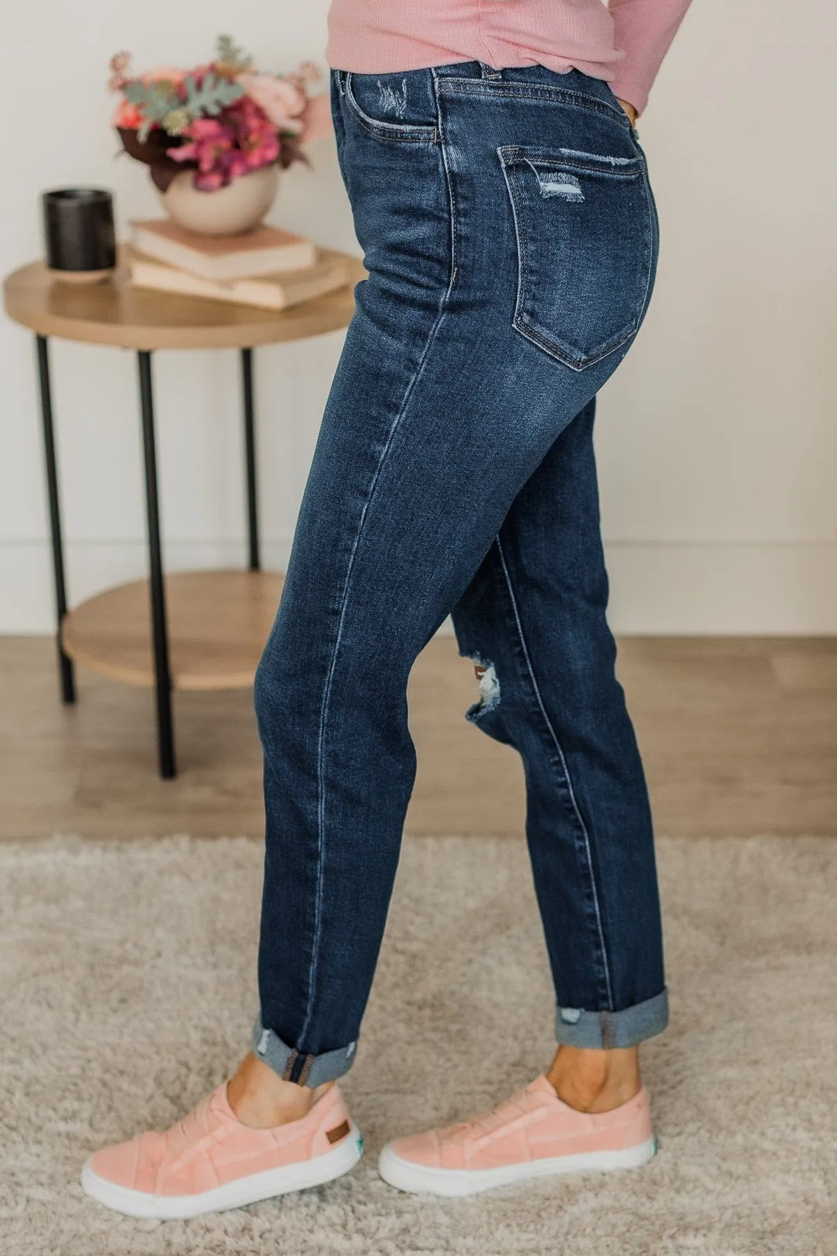 Vervet Roll Up Stretch Mom Jeans- Raelynn Wash